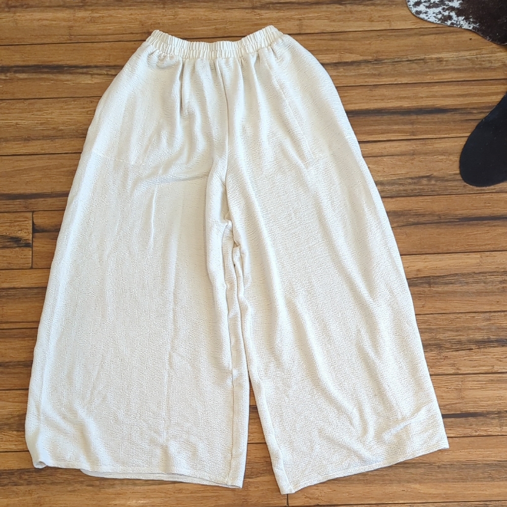 Wide-Leg Cream Pants